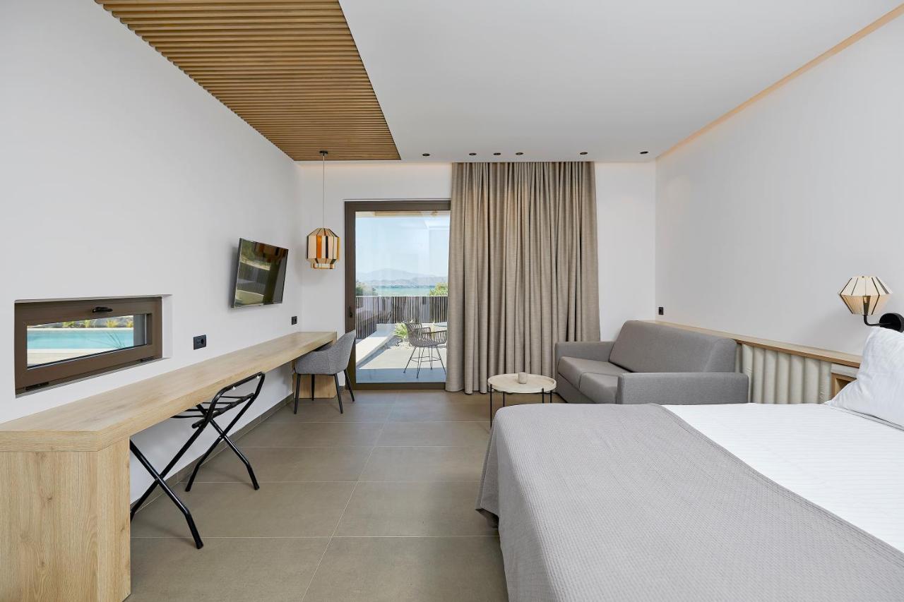 Mare Suites Lechaio Exterior photo
