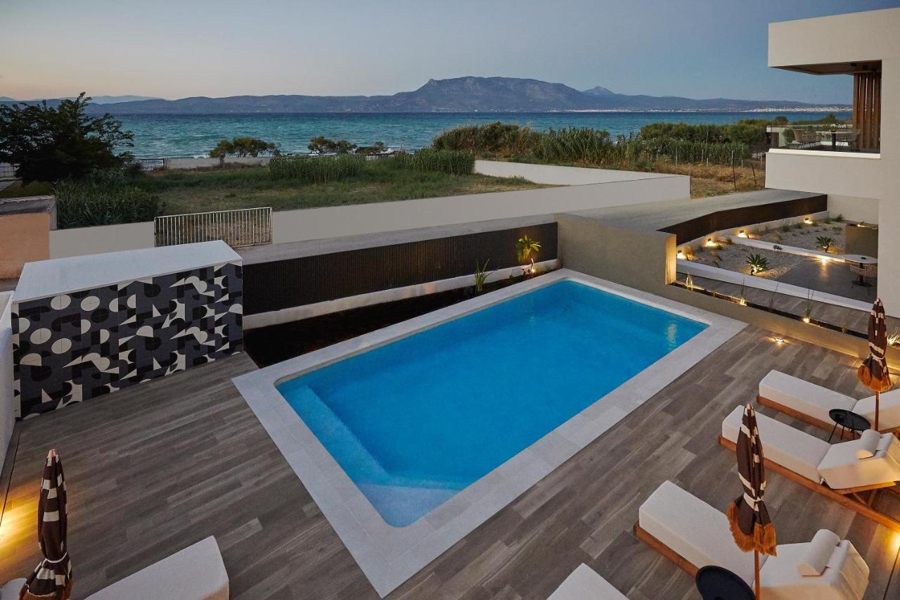 Mare Suites Lechaio Exterior photo